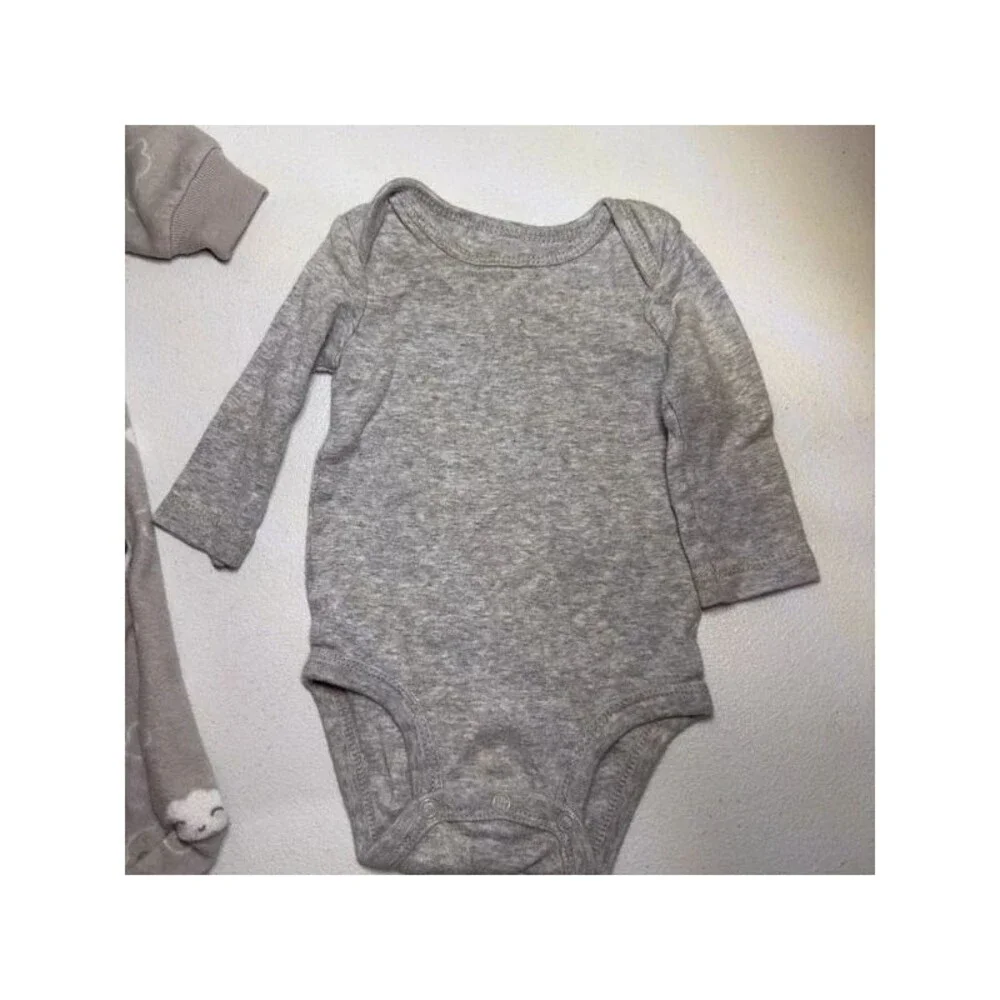 Carter’s 8pc Baby Boy Bundle 3M/0-3M 7128
